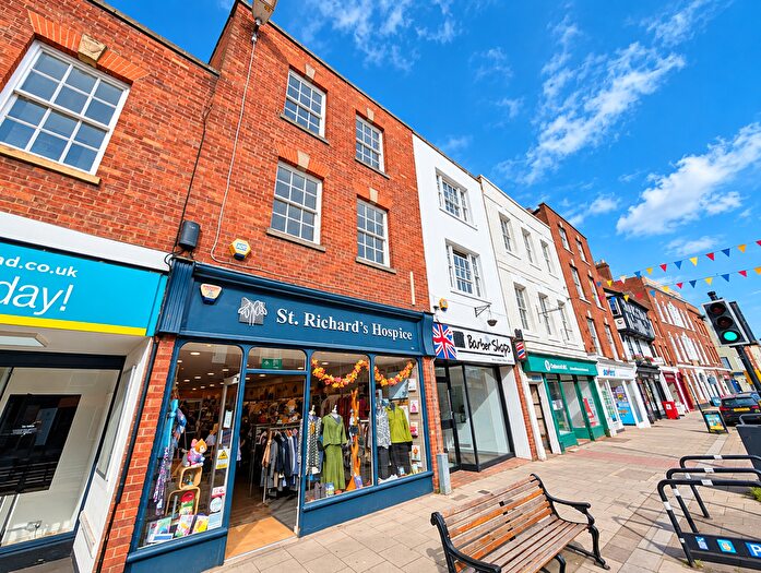 2 Bedroom Flat To Rent In High Street, Tewkesbury, GL20