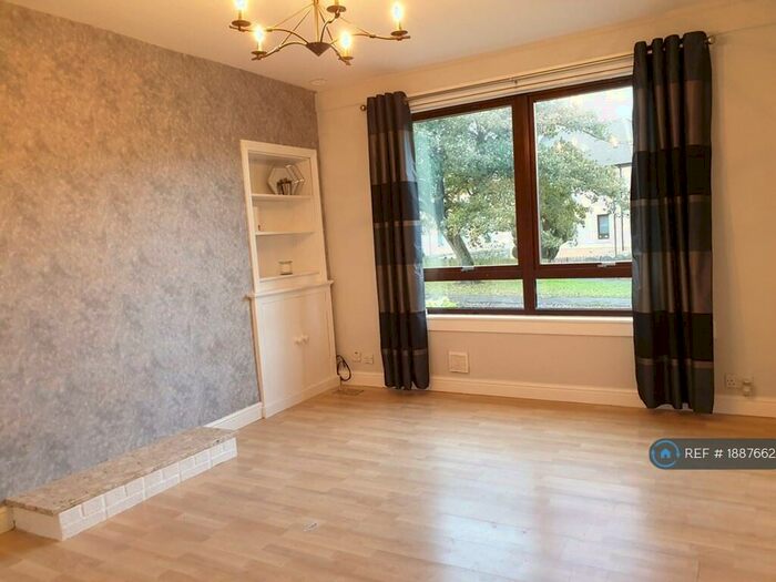 2 Bedroom Flat To Rent In Wotherspoon Crescent, Armadale, EH48
