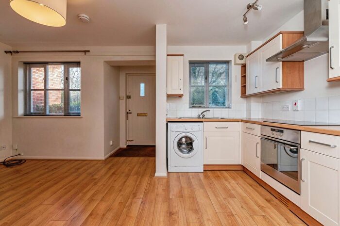 1 Bedroom Flat For Sale In Church Walk, Ongar Road, Brentwood, Essex, CM15