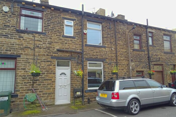 2 Bedroom Terraced House To Rent In Inkerman Street, Bradford, BD4