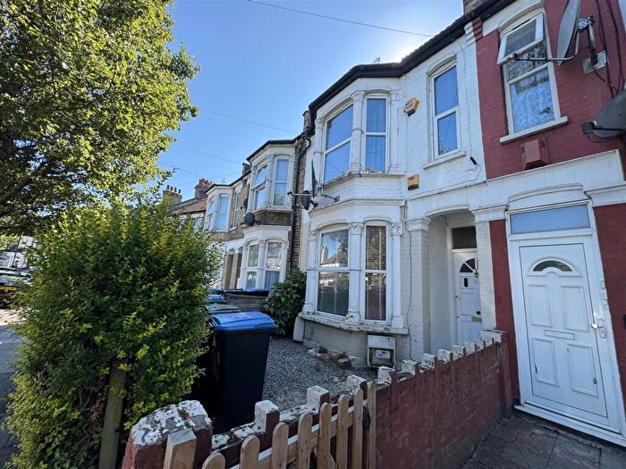 2 Bedroom Flat To Rent In Balham Road, Edmonton, ., N9