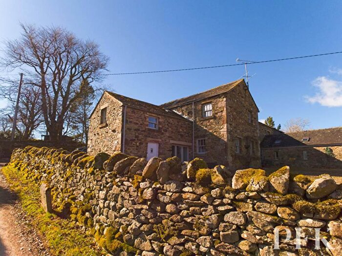 2 Bedroom Barn For Sale In Matterdale End, Lake District National Park, CA11