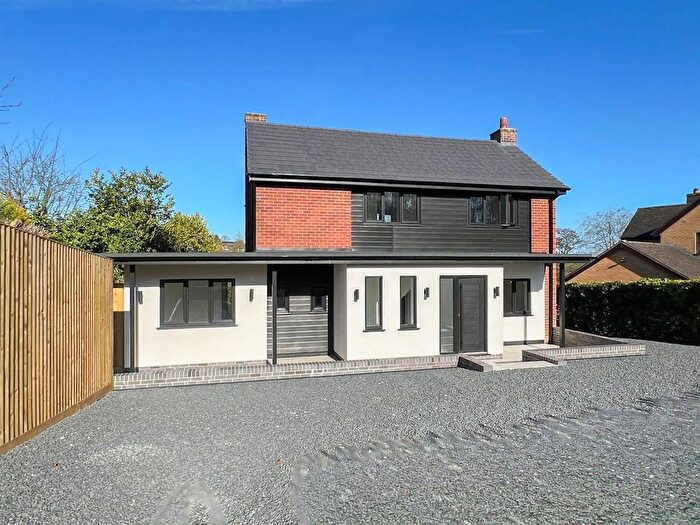 3 Bedroom Detached House For Sale In Hillswood Drive, Endon, ST9