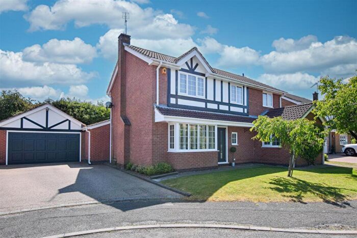 5 Bedroom Detached House For Sale In Gleneagles Close, Mickleover, Derby, DE3