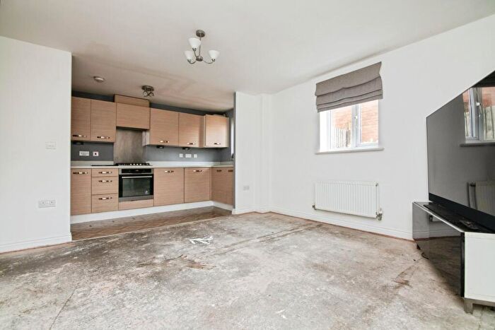 2 Bedroom Apartment For Sale In Wellspring Gardens, Dudley, DY2