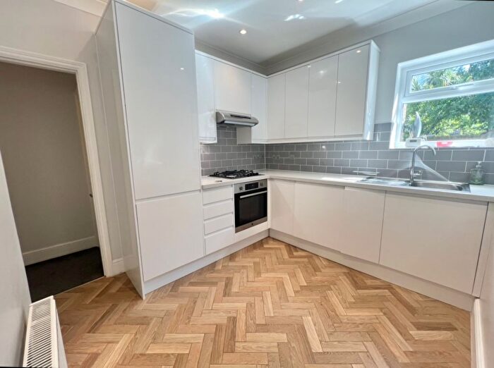 2 Bedroom Flat To Rent In Seaford Road, Ealing, W13