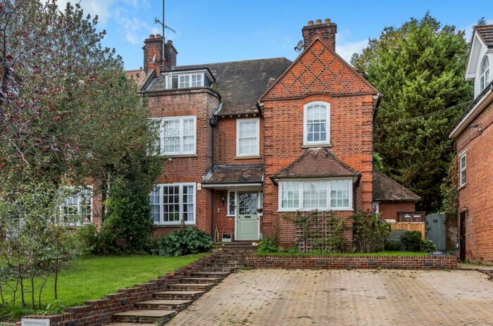 1 Bedroom Flat To Rent In Vale Road Bickley, BR1