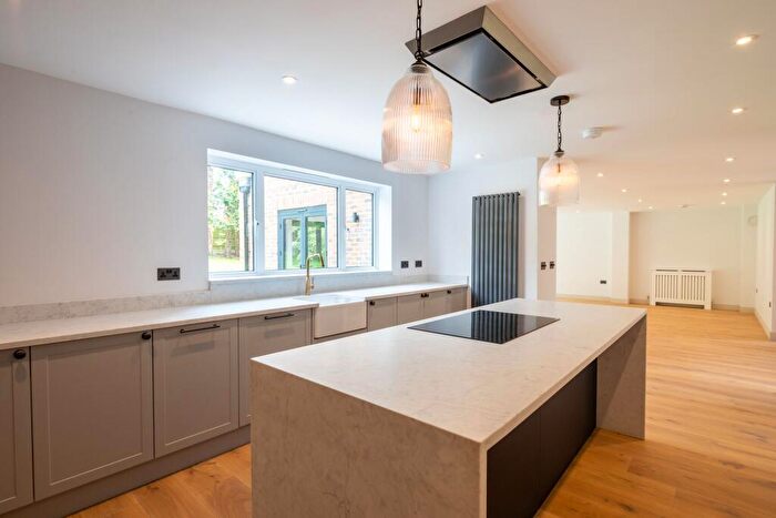 5 Bedroom Detached House To Rent In Nash Meadows, South Warnborough, RG29