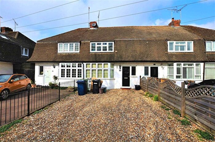 2 Bedroom Terraced House To Rent In Dedmere Road, Marlow, SL7