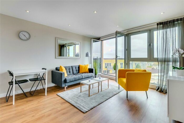 1 Bedroom Property To Rent In Carronade Court, Eden Grove, N7