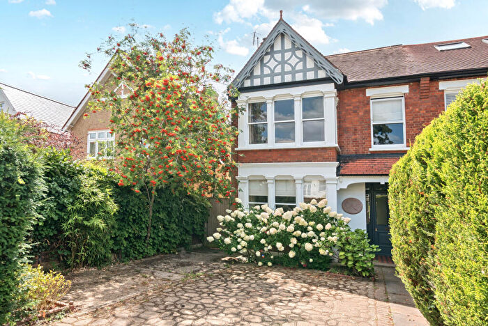 4 Bedroom Semi-Detached House For Sale In Leigh Road, Cobham, KT11