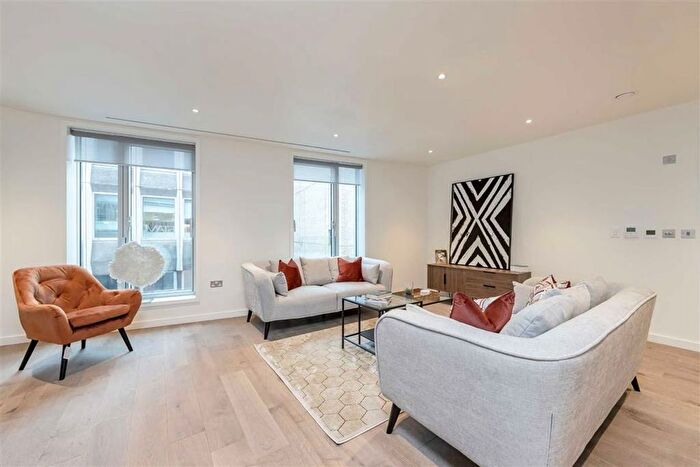 2 Bedroom Flat To Rent In Suffolk Street, Fitzrovia Amp; Covent Garden, SW1Y