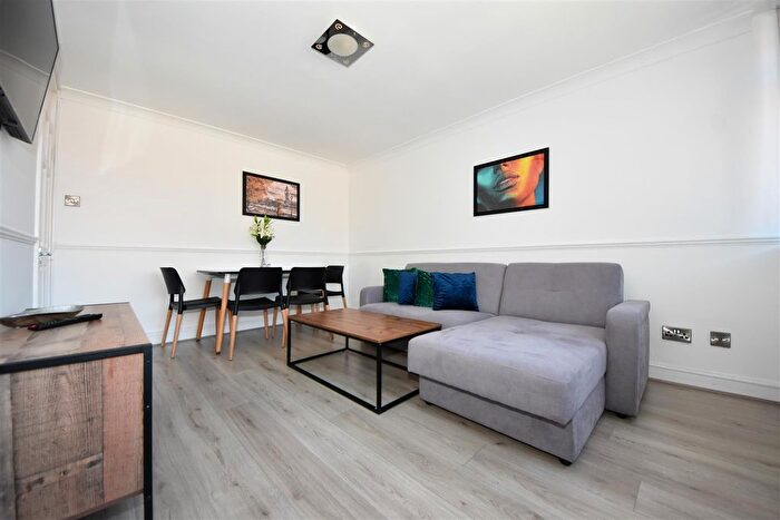 2 Bedroom Flat To Rent In Brunswick Street, Leamington Spa, CV31