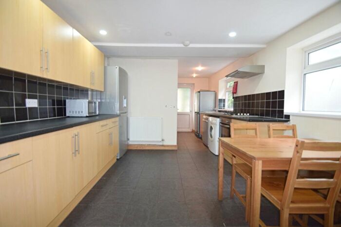 6 Bedroom House To Rent In Bedford Street, Roath, CF24