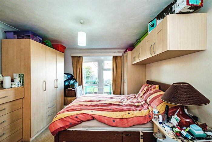 2 Bedroom Bungalow For Sale In Orchard Avenue, Worthing, West Sussex, BN14