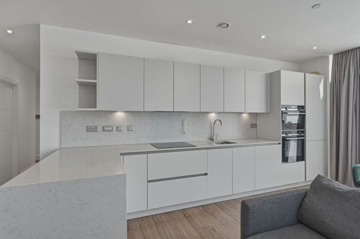 2 Bedroom Flat To Rent In Pavilion Road, West Bridgford, NG2
