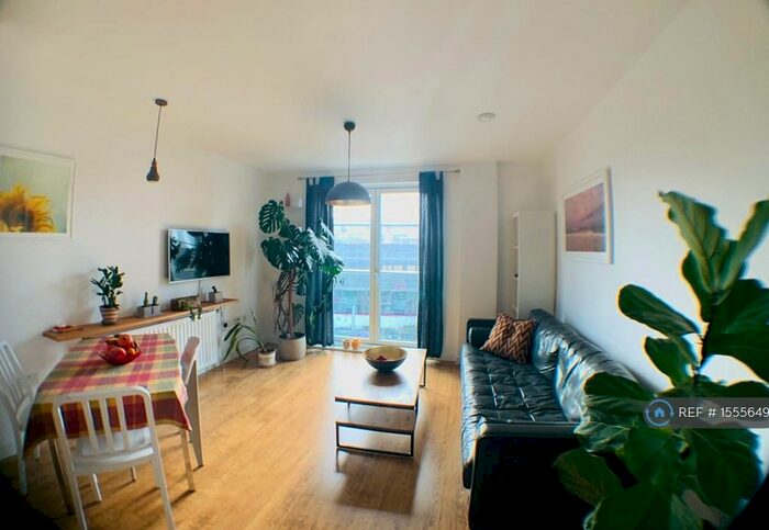 2 Bedroom Flat To Rent In Dunston Road, London, E8