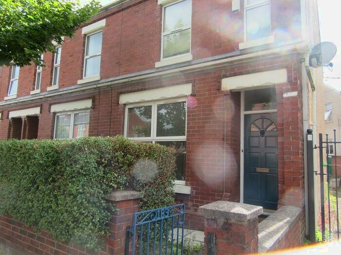 3 Bedroom End Of Terrace House To Rent In Henrietta Street, Old Trafford, Manchester, M16