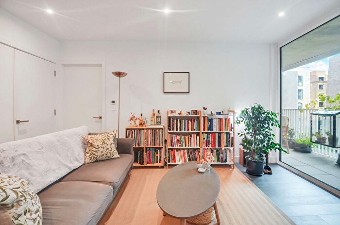 1 Bedroom Flat For Sale In New Tannery Way, London, SE1