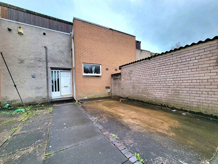 3 Bedroom Terraced House To Rent In Craigievar Drive, Glenrothes, Fife, KY7