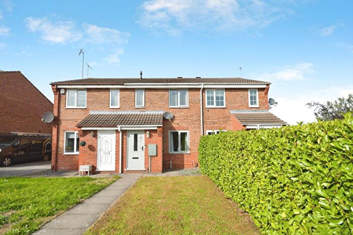 2 Bedroom Terraced House For Sale In Alpine Grove, Hollingwood, Chesterfield, S43