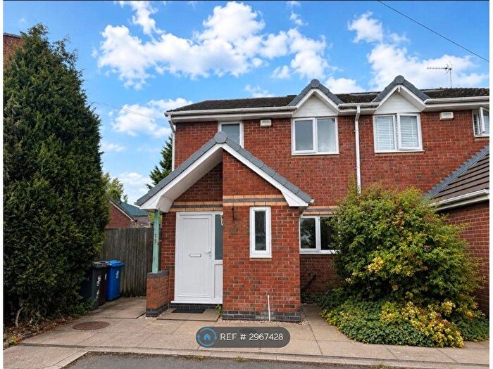 3 Bedroom Semi-Detached House To Rent In Canterbury Close, Atherton, Manchester, M46