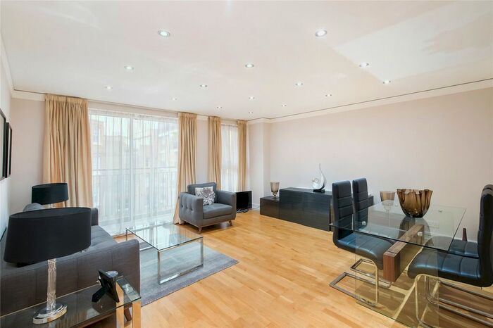 2 Bedroom Flat To Rent In Artillery Mansions, Victoria Street, Westminster, London, SW1H