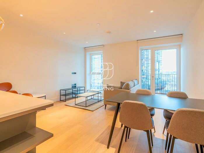 1 Bedroom Flat To Rent In Cascade Way, W12