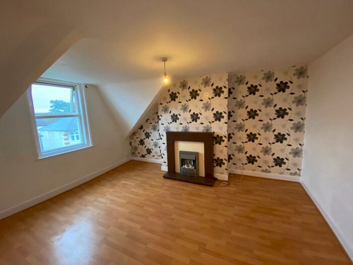 2 Bedroom Flat To Rent In Springbourne, BH1