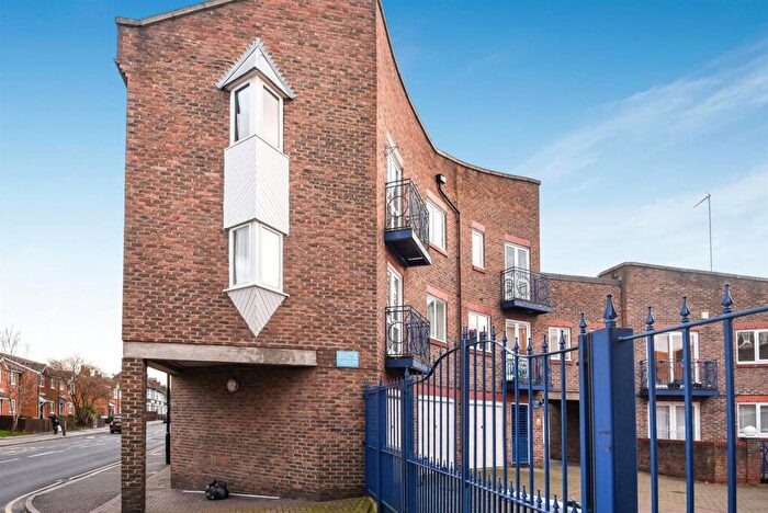 1 Bedroom Apartment To Rent In Trundleys Road, Deptford, SE8