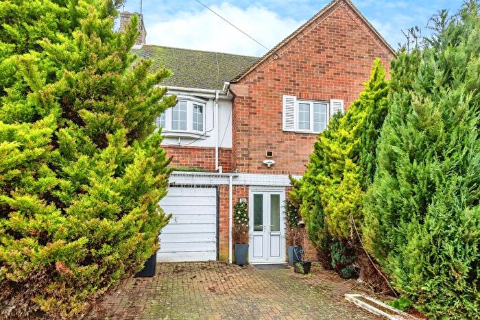 3 Bedroom Terraced House For Sale In Edinburgh Road, Wellingborough, NN8