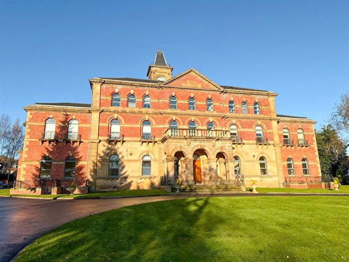 2 Bedroom Apartment For Sale In Middlewood Lodge, Middlewood Rise, S6