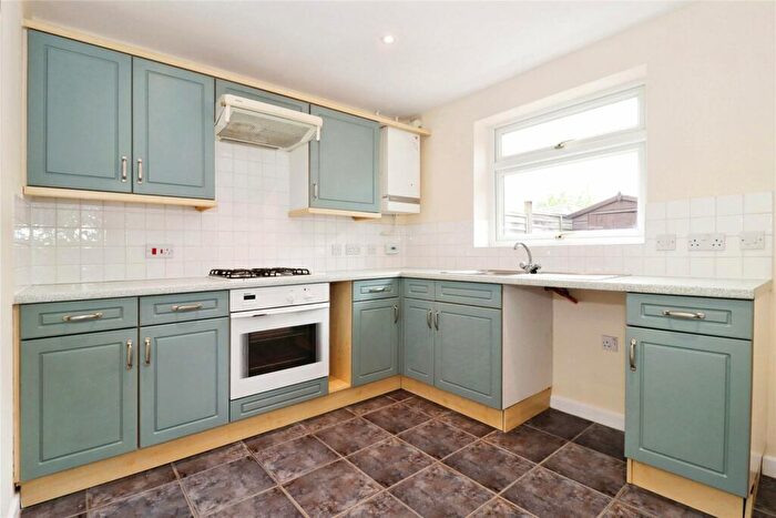3 Bedroom Terraced House For Sale In Elizabeth Way, Mangotsfield, Bristol, BS16
