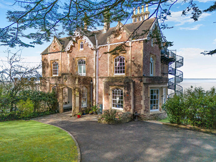 6 Bedroom Semi Detached House For Sale In Woodlands Road, Bristol, BS20