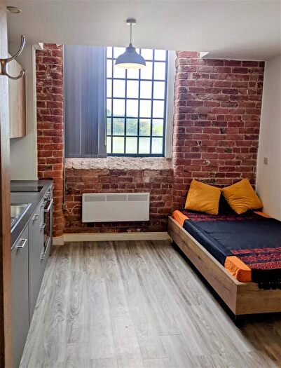 1 Bedroom Private Halls To Rent In Chapel Lane, LA2