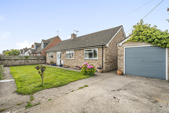 3 Bedroom Detached Bungalow For Sale In The Bungalow, The Green, Longcot, SN7