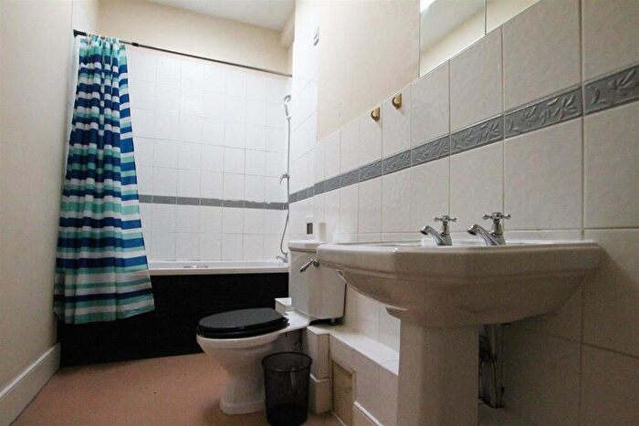 2 Bedroom Apartment To Rent In Erskine Chambers, City Centre, NE1