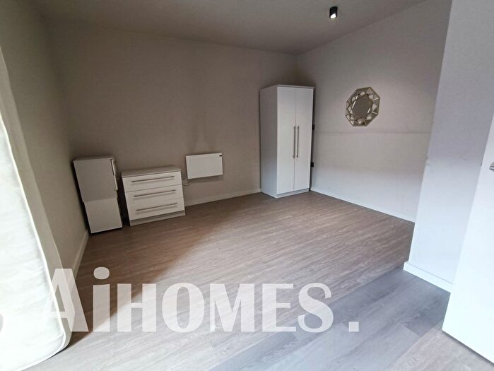 1 Bedroom Flat For Sale In Hulme Hall Road, Manchester, M15