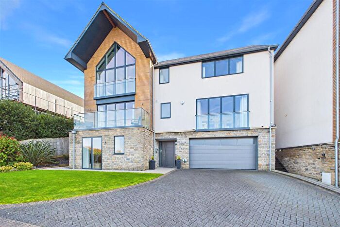 5 Bedroom Detached House For Sale In Prominent Position On Portishead Hillside, BS20