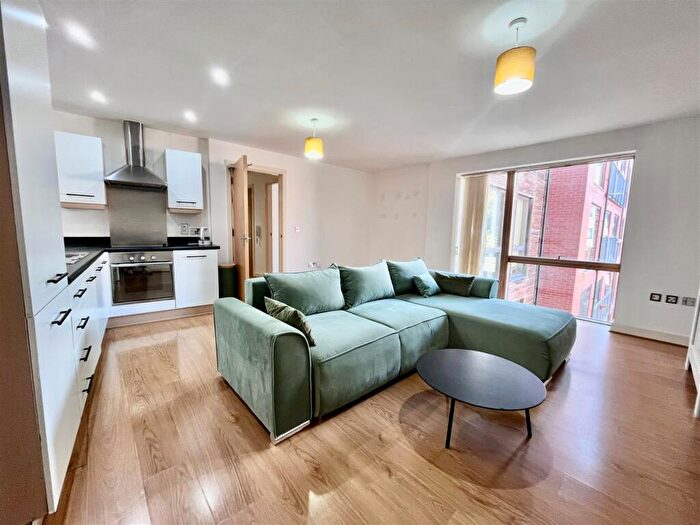1 Bedroom Apartment To Rent In Voyager, Sherborne Street, B16