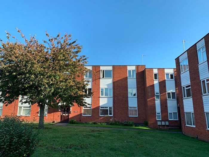 2 Bedroom Flat To Rent In Chiltern Way, Northampton, NN5