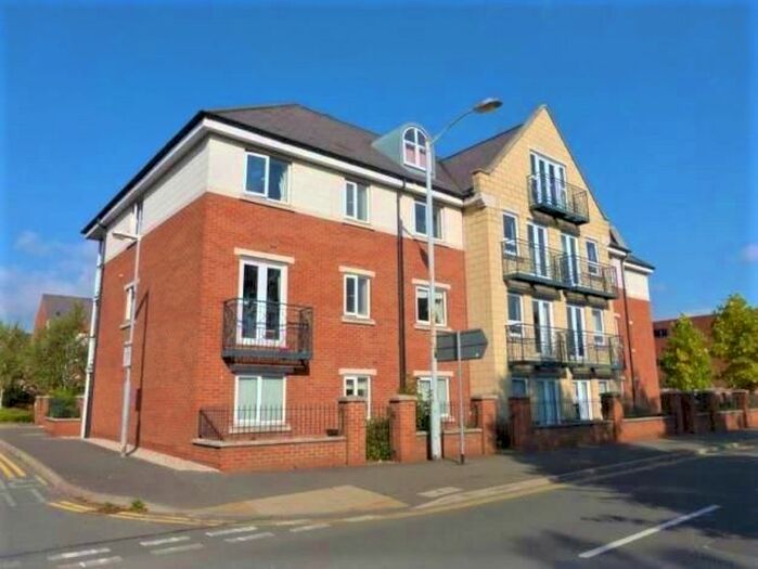 2 Bedroom Flat To Rent In Coach House Court, Loughborough, LE11