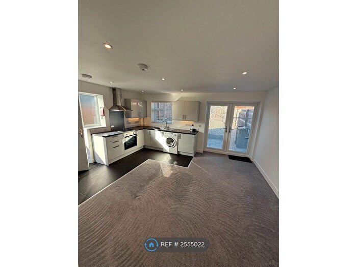 1 Bedroom Flat To Rent In Garth Road, Didcot, OX11
