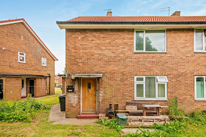 1 Bedroom Flat For Sale In Harley Gardens, Leeds, LS13