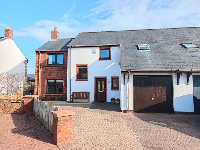 4 Bedroom Semi Detached House For Sale In Holme Farm Court, Cumwhinton, CA4