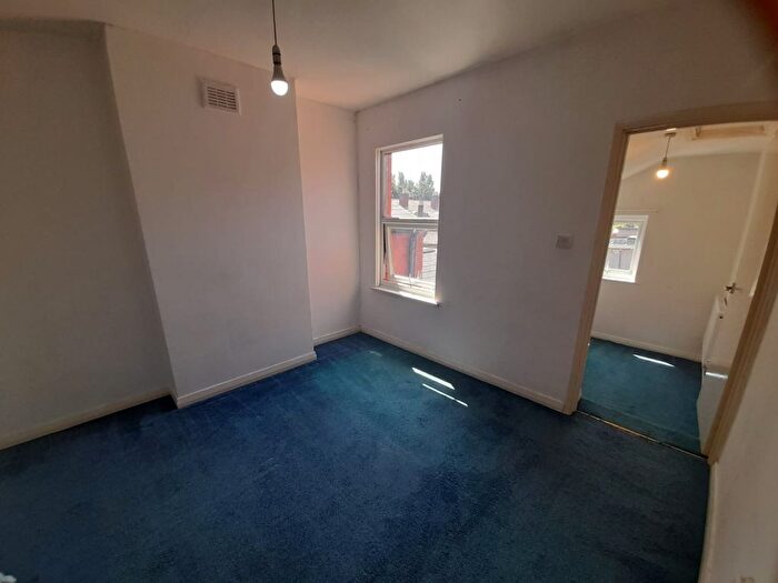 2 Bedroom Terraced House To Rent In Herrick Road, Birmingham, B8