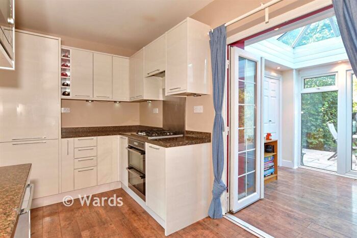 2 Bedroom Semi-Detached House For Sale In Woodstock Road, Strood, Rochester, Kent, ME2