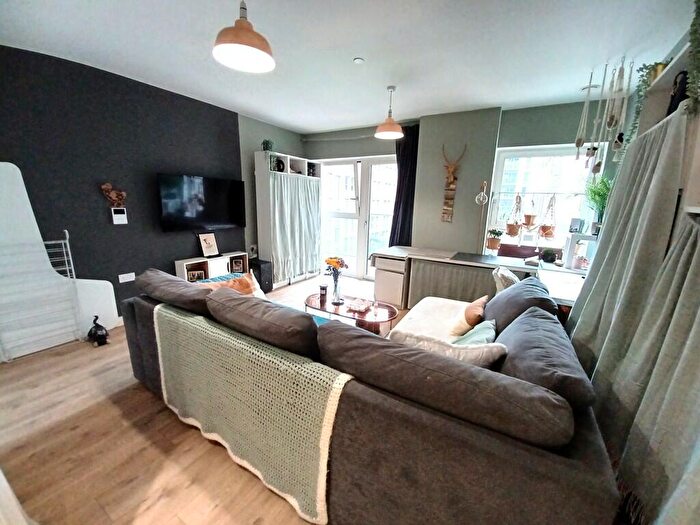 1 Bedroom Flat For Sale In Paynter House, Shipbuilding Way, London, Greater London, E13