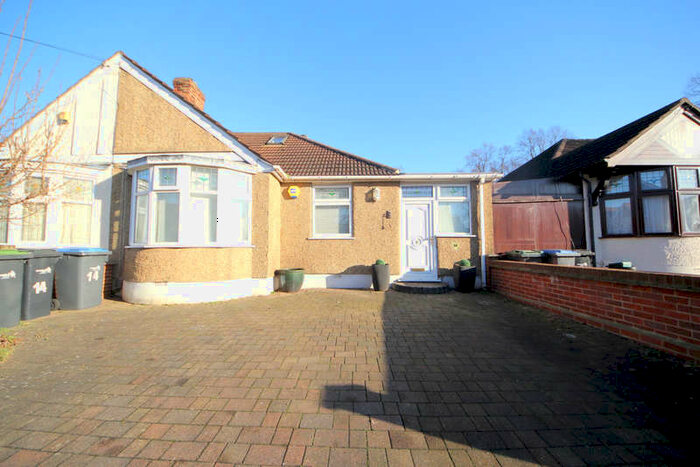 4 Bedroom Bungalow To Rent In Galliard Road, Edmonton N9