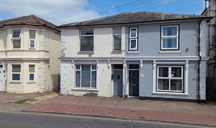 3 Bedroom Semi-detached House For Sale In St. James Road, Tunbridge Wells, TN1